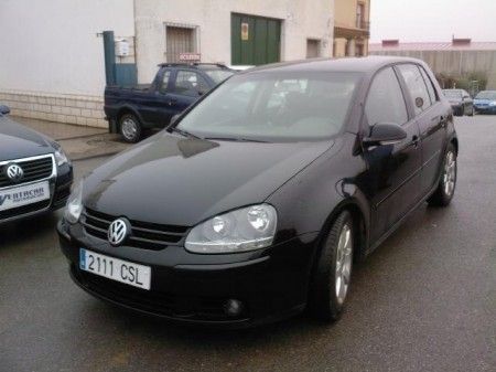 VOLKSWAGEN GOLF 2.0 TDI HIGHLINE - Badajoz