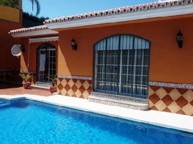 Chalet con 4 dormitorios se vende en Mijas Pueblo, Costa del Sol