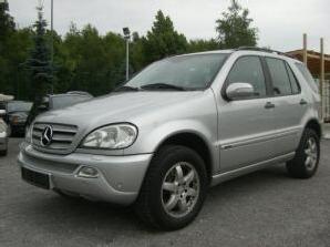 Venta de coche Mercedes ML 270 CDI Tiptronic, GPS, Piel '03 en Armilla