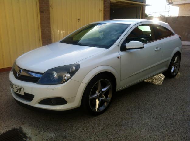 Opel astra gtc 2.0T cosmo 200cv