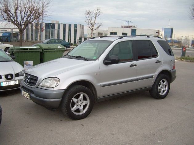 MERCEDES ML 320 Aut.