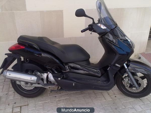 VENDO YAMAHA XMAX 125