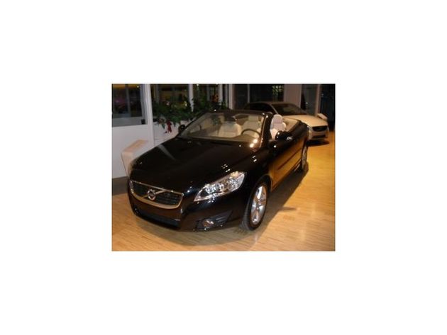 VOLVO C70 D3 MOMENTUM D3