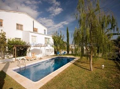 Chalet con 6 dormitorios se vende en Nerja, Costa del Sol, Axarquia