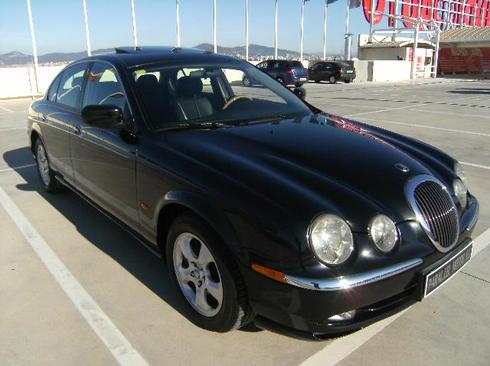 Jaguar S Type 3.0i EXECUTIVE, AUTOMÁTICO con PIEL, ASIENTOS ELÉCTRICOS, TECHO SOLAR, PARKTRONIC, TEMPOMAT...