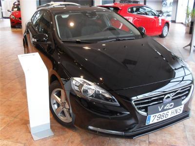 Volvo v40 d2 kinetic drive