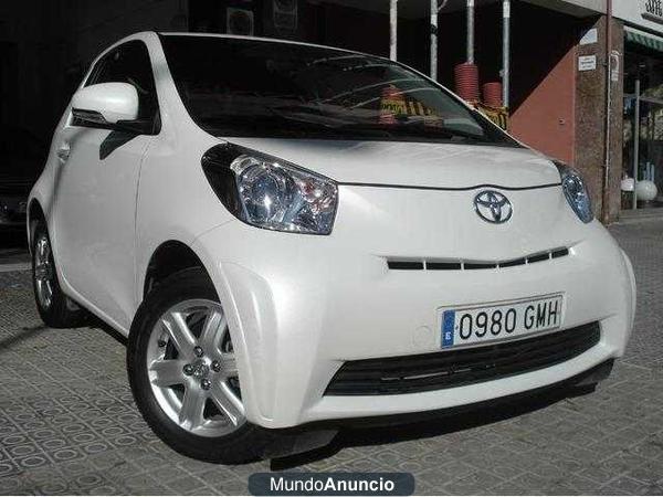 Toyota iQ 1.0 VVT-i 68CV