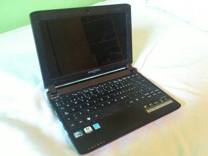 Netbook Emachines 350 + accesorios y regalos