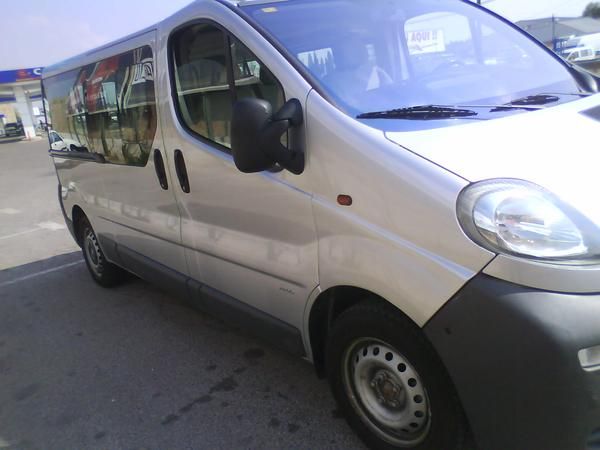 vendo opel vivaro larga