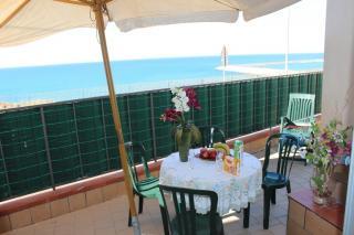 Apartamento : 1/6 personas - vistas a mar - balestrate  palermo (provincia de)  sicilia  italia