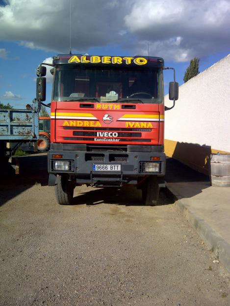 Camión Iveco eurotraker 440