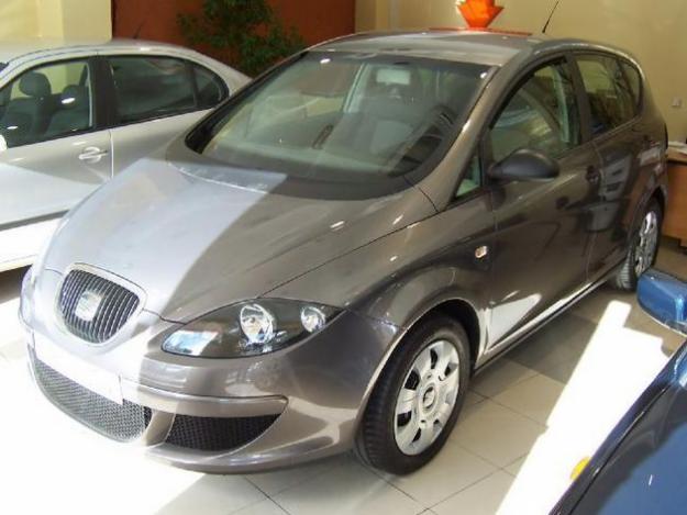 Comprar coche Seat ALTEA 1.9 TDI 105CV REFERENCE '04 en Madrid