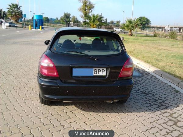 Se vende Nissan Almera 2.2Di Sport