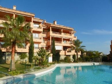 Apartamento con 2 dormitorios se vende en Fuengirola, Costa del Sol