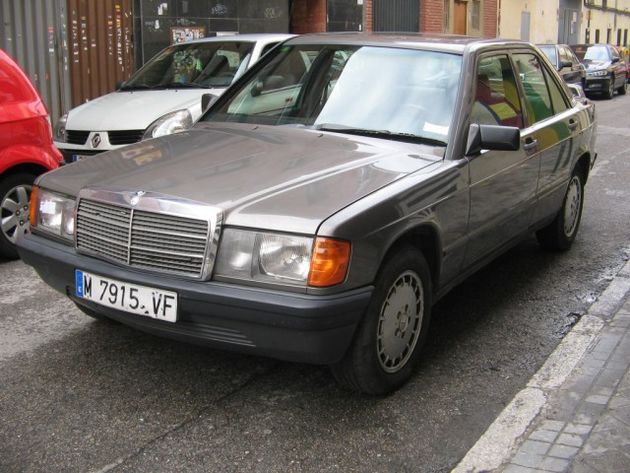 MERCEDES 190D 2.5