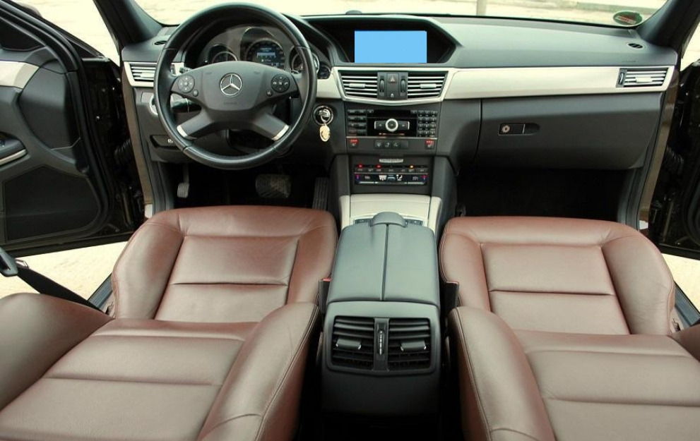 Mercedes-benz e 350 blueefficiency avantgarde