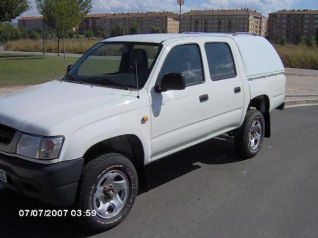 Venta de coche Toyota HILUX 2.5 PICK UP DOBLE.CAB '03 en Logroño