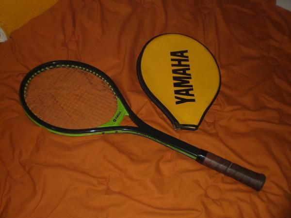 Un momento por favor Imagen no disponible      * Ampliar  	 RAQUETA TENIS YAMAHA FIBERGLASS YFG50