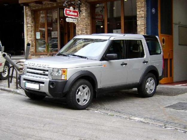 Venta de coche Land Rover Discovery 2.7 TD V6 SE '05 en Madrid