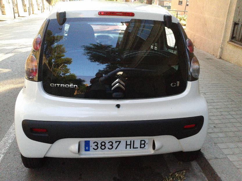 Citroen c1 1.0 cmp exclusive 5p estado perecto.