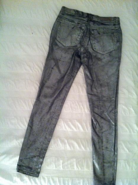 PANTALON PLATA ZARA