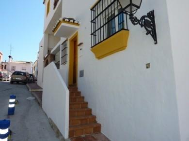 Apartamento con 3 dormitorios se vende en Benahavis, Costa del Sol