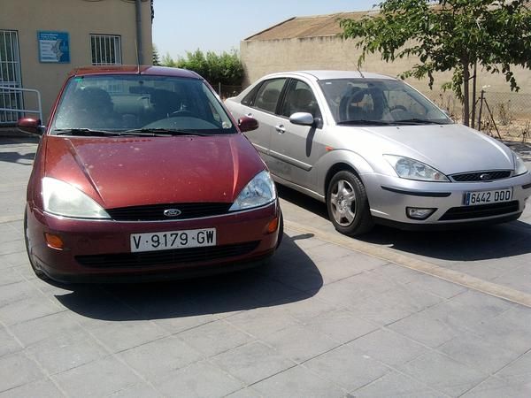 vendo ford focus ghia año  1999 2900