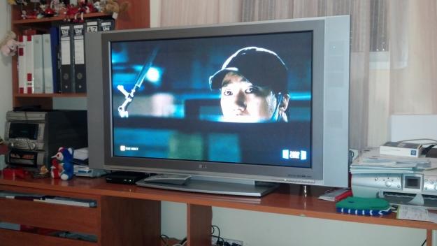 Se vende TV Plasma 42