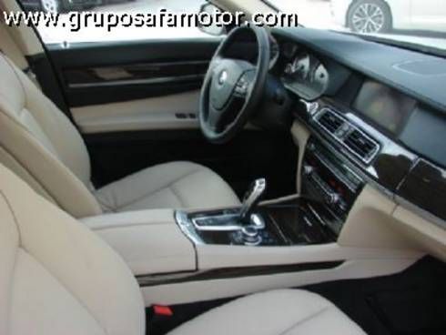 BMW Serie 7 3.0 D 245CV BERLINA ( PREMIUM SELECTION)