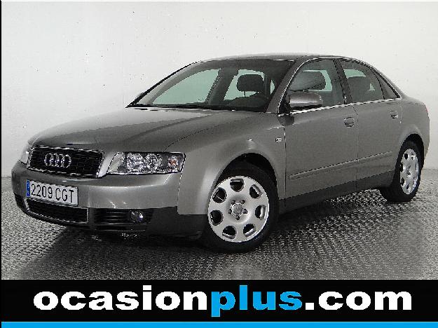 Audi A4 1.8 T 163CV 4P, 4.900€