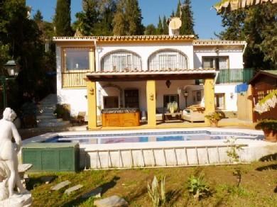 Chalet con 4 dormitorios se vende en Mijas Costa, Costa del Sol