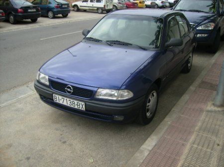 OPEL ASTRA GLS 1.6 16V MINUSVALIDO - LA RIOJA