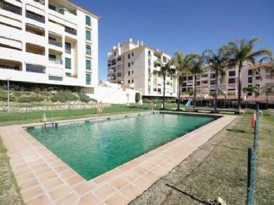 Apartamento con 2 dormitorios se vende en Benalmadena Costa, Costa del Sol