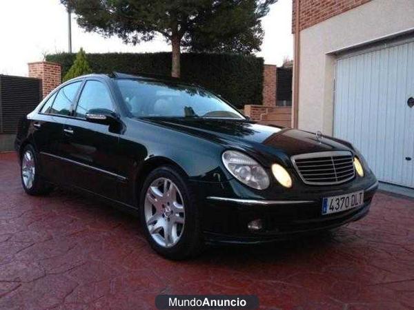 Mercedes-Benz E 320  CDI, NAVEGACION, TECHO P