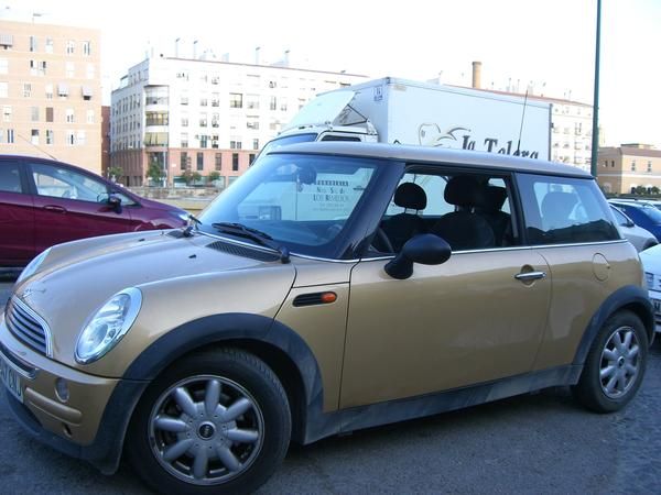 SE VENDE MINI ONE 2004