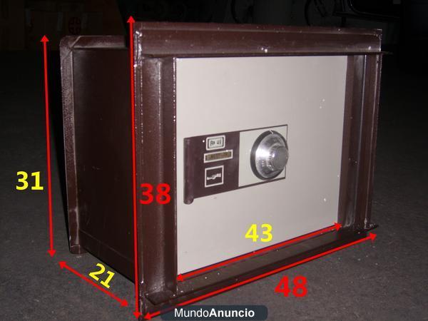 Caja fuerte para empotrar.