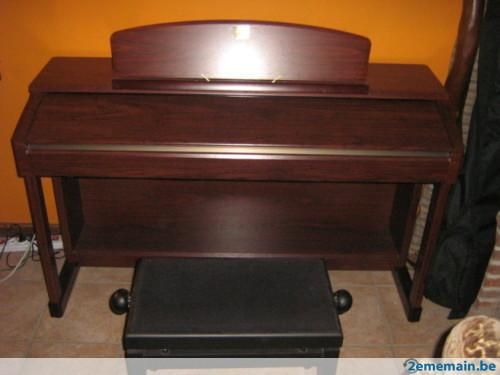 Yamaha clavinova