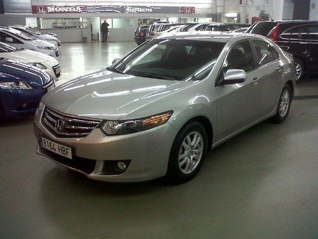 HONDA ACCORD 2.2I-DTEC ELEGANCE