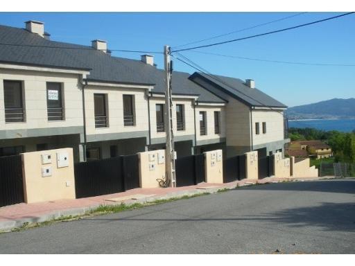 Casa adosada en Cangas