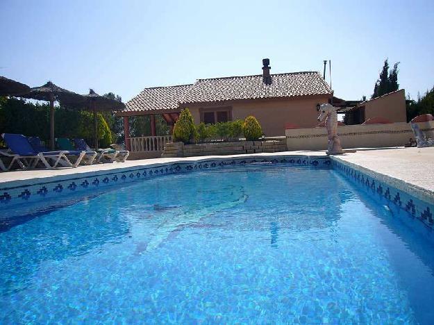 Chalet en venta en Pinoso, Alicante (Costa Blanca)