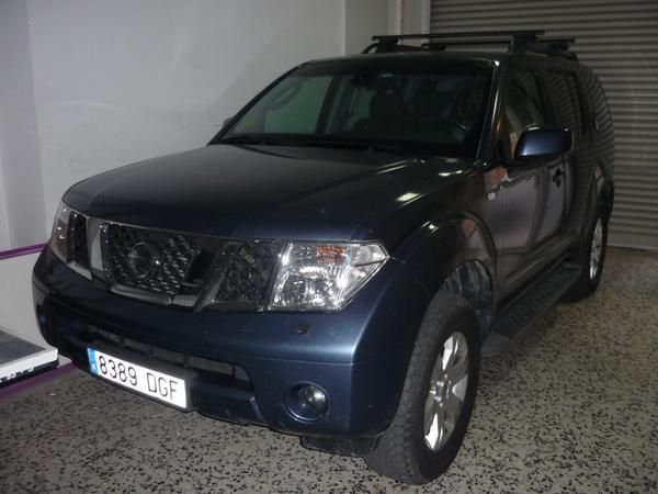 NISSAN PATHFINDER 2.5 DCI  LE