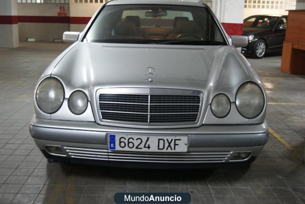 Se vende Mercedes Benz E220 D Classic