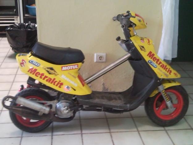 se vende yamaha jog para circuito