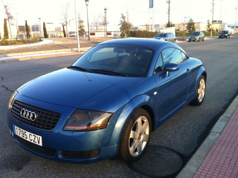 Audi tt 1.8 2003 practicamente nuevo