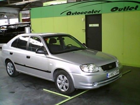 HYUNDAI ACCENT 1.3 12V GASOLINA - Barcelona