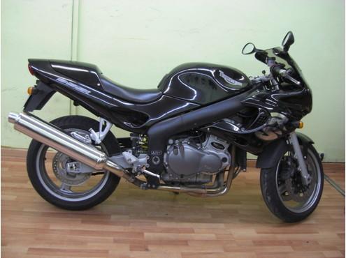 TRIUMPH 955i MUY ECONOMICA