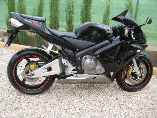 Vendo honda cbr rr 600 en perfecto estado