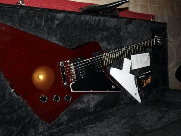 gibson explorer color tinto