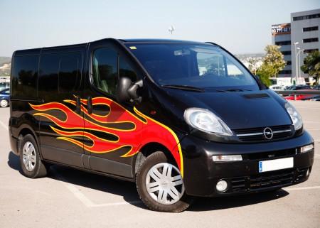 Opel Vivaro TOUR 140 cv 25 CDTi en BARCELONA