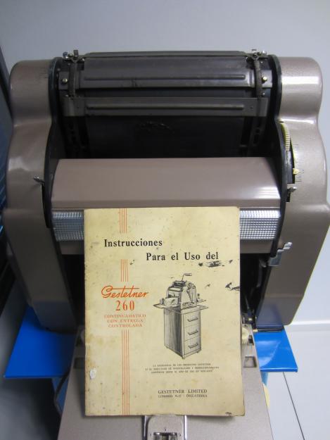 Multicopista gestetner 260 con libro instrucciones